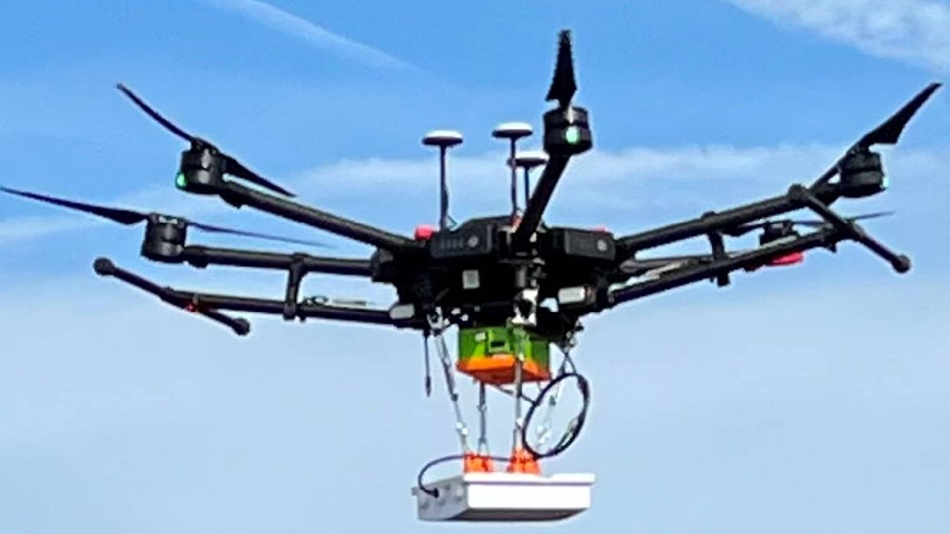 Teknologi RFID: Mengubah Pemeriksaan Dron Tiang Kuasa