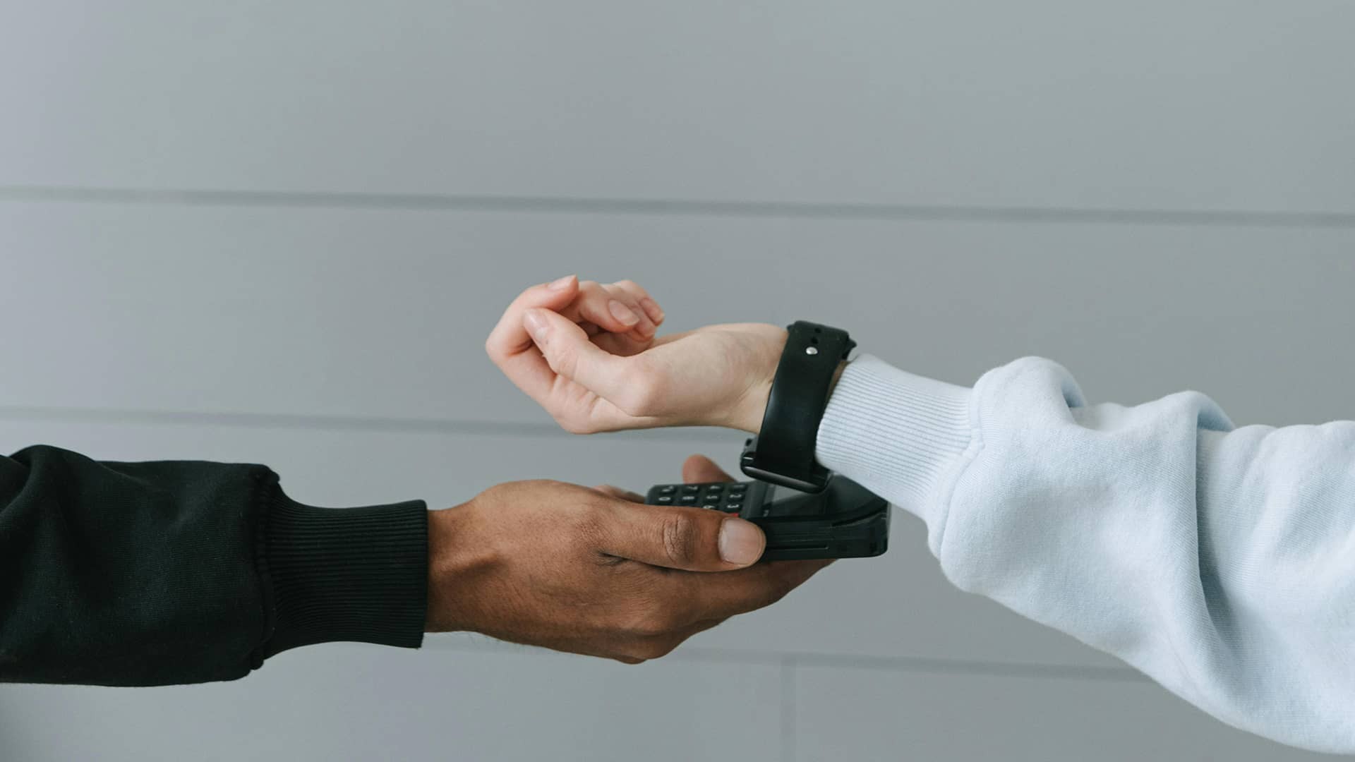 RFID Bertemu Pembayaran Mudah Alih: Trend Baru Muncul dan Prospek Masa Depan