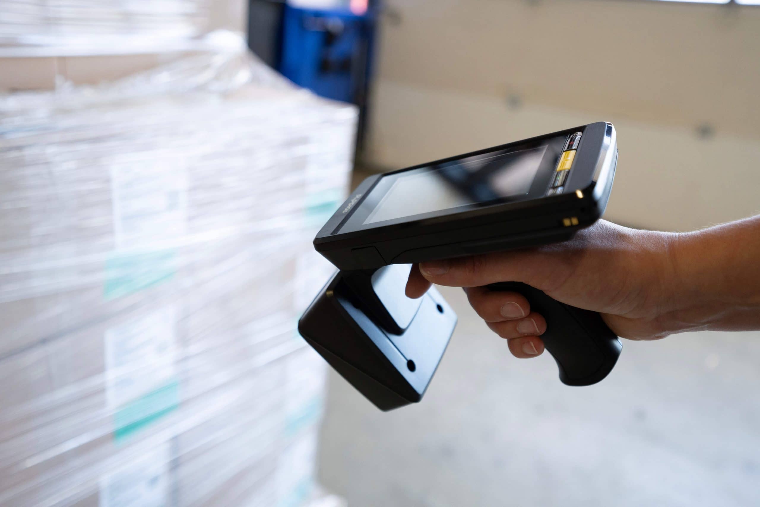 Teknologi RFID: Meningkatkan Keselamatan Makanan Melalui Sistem Kebolehkesanan