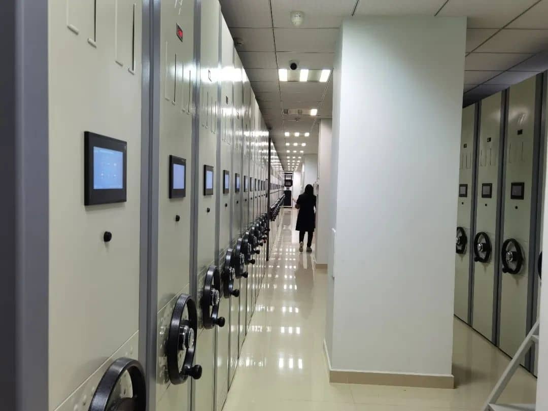 Arkib Kehakiman Pintar: Memanfaatkan RFID untuk Pengurusan Dokumen Mahkamah yang Selamat dan Boleh Dikesan