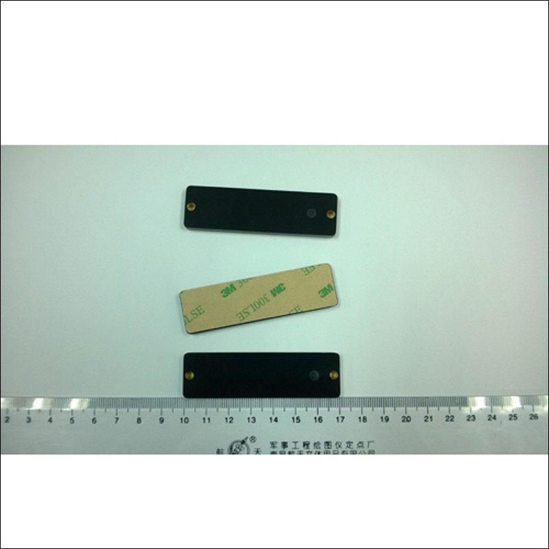 Tag Logam UHF FR-4 70*20MM