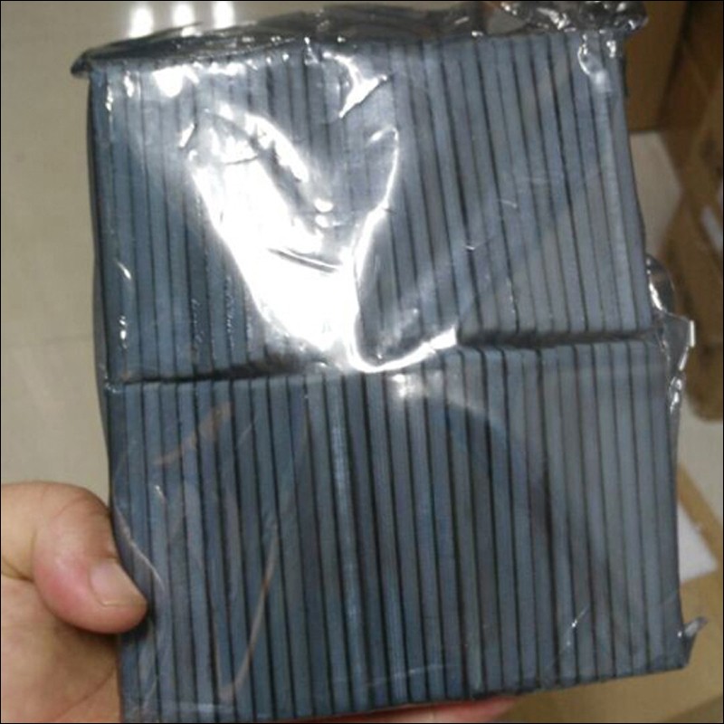 Tag Logam UHF FR-4 70*20MM