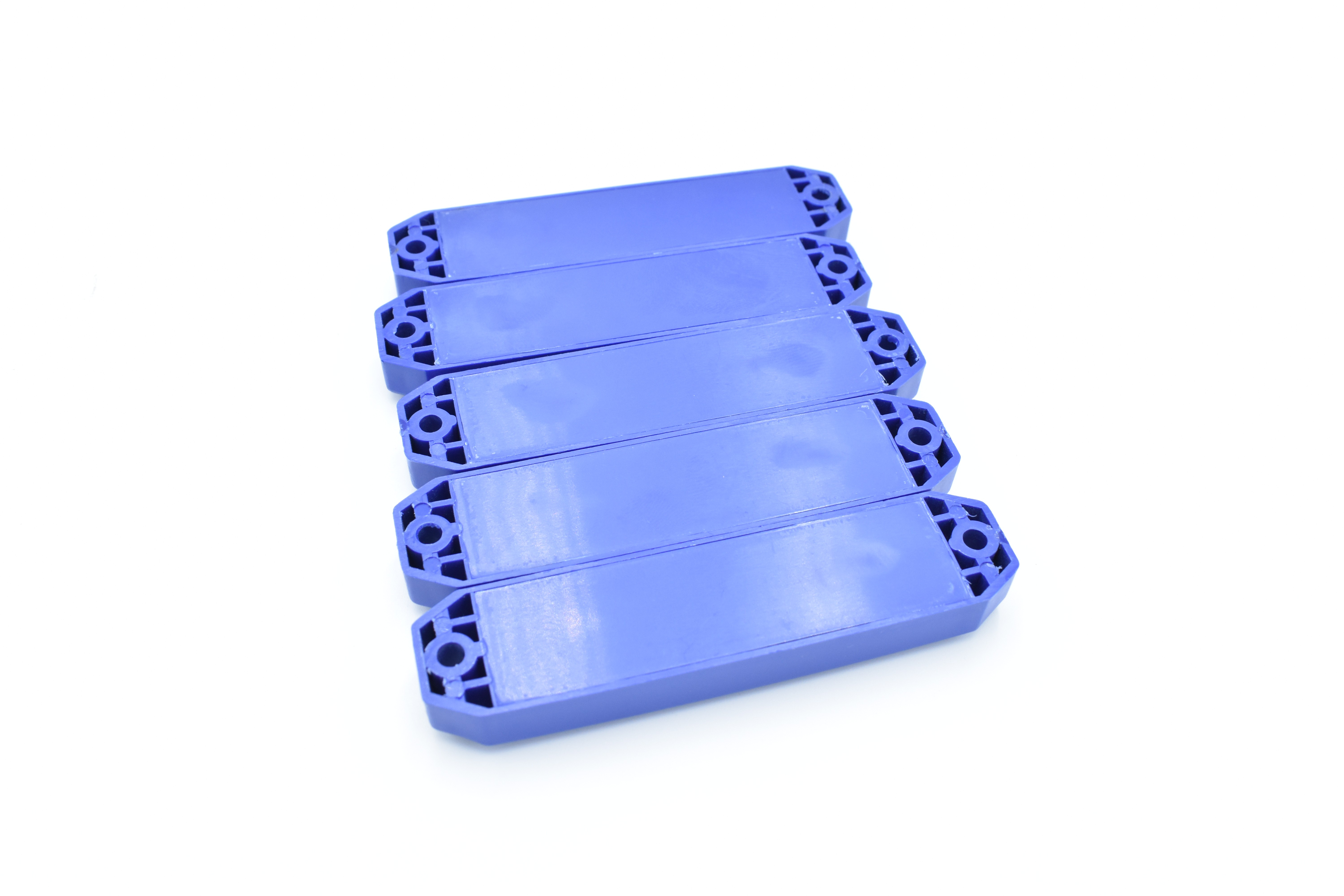 Tag RFID Anti-logam 860-960 MHz untuk Pengurusan Aset