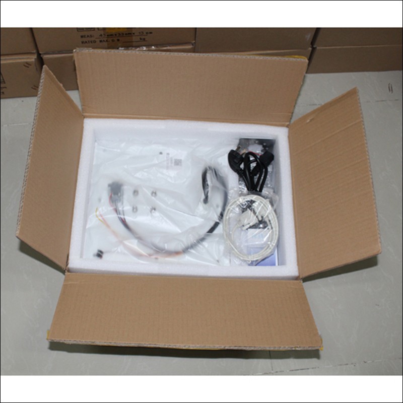 Pembaca Julat Tengah UHF 5-8M