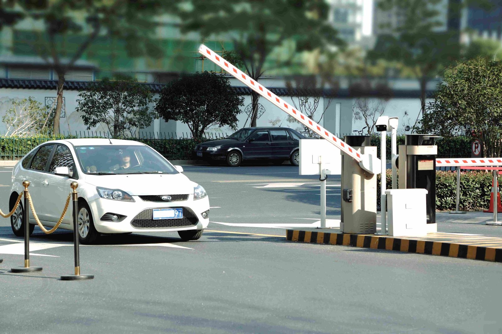 Mengapa Teknologi RFID UHF Mengubah Pengurusan Kehadiran dan Kawalan Akses Kenderaan